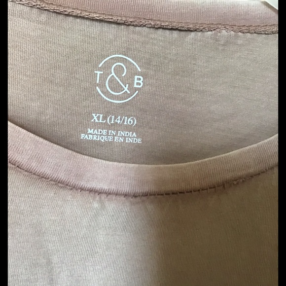 Treasure & Bond - Washed Pocket Tee NWT - Picture 3 of 3